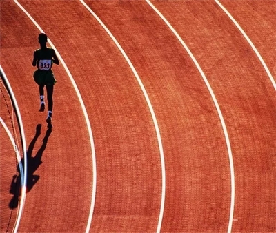 亞體君小課堂:塑膠跑道知多少?